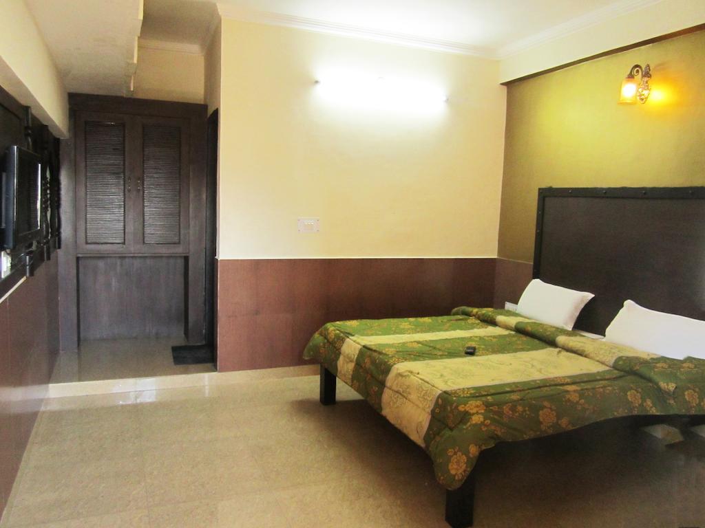 Hotel Chitra Heritage Haridwār Room photo